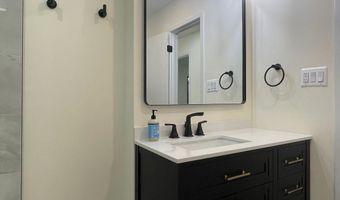 5236 POOKS HILL Rd D-23, Bethesda, MD 20814