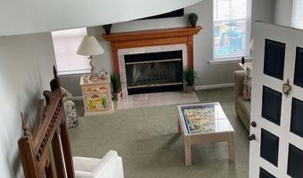 32 Toppinglift Dr, Bayville, NJ 08721