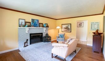 3090 Sourek Rd, Akron, OH 44333