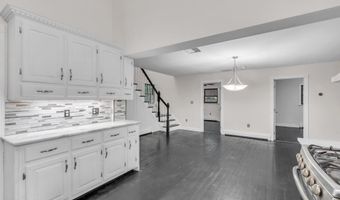 19 Center St, Barnegat, NJ 08005