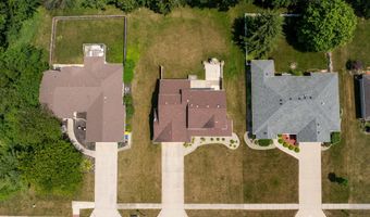 2312 Northgate Blvd, Auburn, IN 46706