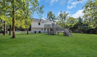 91 Highland Dr, Barnegat, NJ 08005