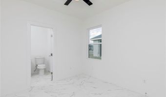 915 Pecan St, Alton, TX 78573