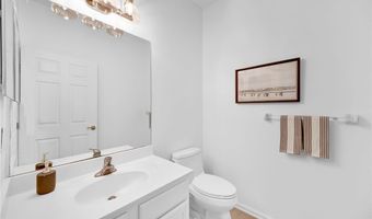 190 Sandover Dr, Aurora, OH 44202