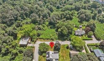 1 Irvings Path, Narragansett, RI 02882