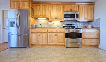 4 Mainstay Ln, Bourne, MA 02532