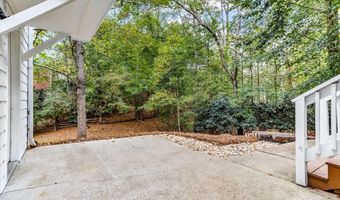 3425 Kingsland Cir, Berkeley Lake, GA 30096