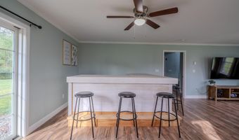 19 Magnolia Hill Rd, Bangor, ME 04401
