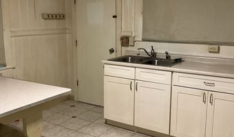 568 KALANIKOA St 2, Hilo, HI 96720