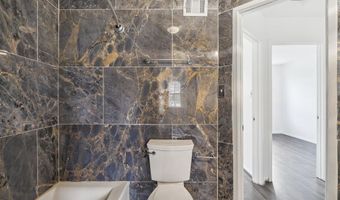 8703 VILLAGE GREEN Ct, Alexandria, VA 22309