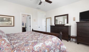 144 COWBIRD St, Lake Frederick, VA 22630