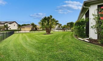 6927 CRESTPOINT Dr, Apollo Beach, FL 33572