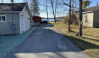 8802 66th St SE, Alto, MI 49302