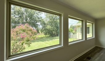 256 Pollard St, Batesville, MS 38606