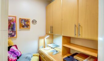 3131 NE 188th St 1-808, Aventura, FL 33180