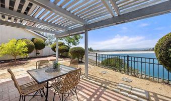 6923 E Shorecrest Dr, Anaheim, CA 92807