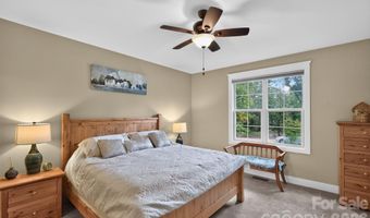 14 Wood Path Ln, Arden, NC 28704