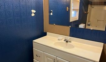 301 S Walnut St, Hico, TX 76457