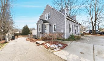 252 S Main St, Coventry, RI 02816