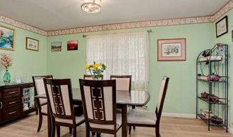 11 Deer Run 11, Bethel, CT 06801