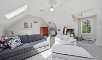 149 Crawford Rd, Chester, NH 03036