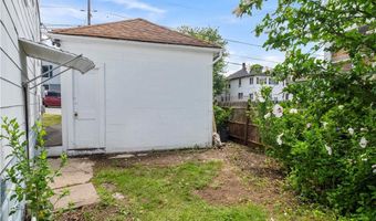 612 Great Rd, North Smithfield, RI 02896