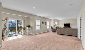 16657 Sandstone Cir, Basehor, KS 66007