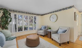 98 Homewood Ave, North Providence, RI 02911