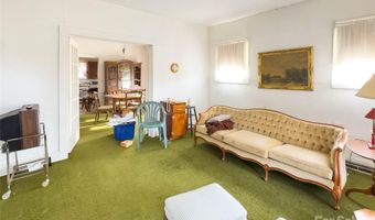 141 Burleson Dr, Bakersville, NC 28705