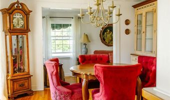 165 Sowams Rd, Barrington, RI 02806