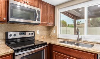 711 W STRAFORD Dr, Chandler, AZ 85225
