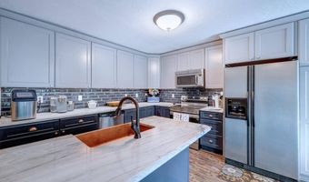 30117 Shady Oak Dr, Arkansas City, KS 67005