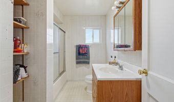 1107 11th St, Benton City, WA 99320