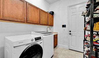 1920 Alcova Ridge Dr, Las Vegas, NV 89135