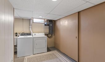 2627 W HEATHER Ave, Appleton, WI 54914