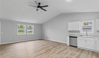 1105 Pearl St, Austin, IN 47102