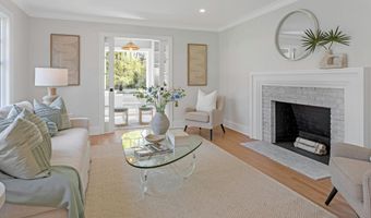 4 Rabbit Ln, Darien, CT 06820