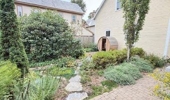 58 Oak St, Brattleboro, VT 05301