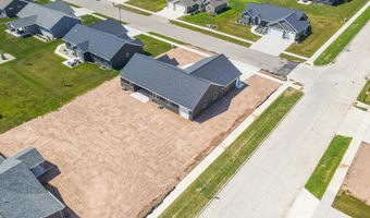 2951 E SUNSTONE Pl, Appleton, WI 54913
