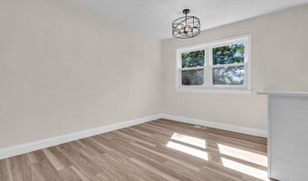 93 Windward Dr, Barnegat, NJ 08005