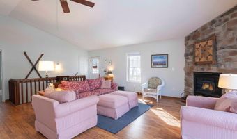 119 ELLIS Rd, Basye, VA 22810