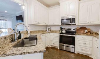 212 Bream Pond Ln, Brandon, MS 39047