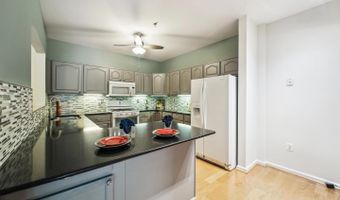 805 COXSWAIN Way #205, Annapolis, MD 21401