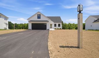 8 Robin Way 7, Chester, NH 03036