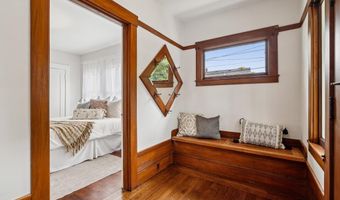 1827 Santa Clara Ave, Alameda, CA 94501