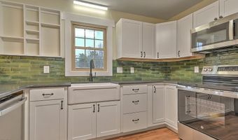 163 Valley View Dr, Abingdon, VA 24210