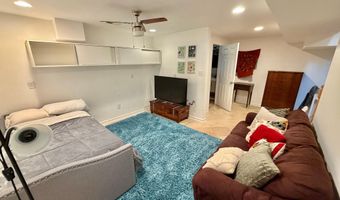 7538 MORNINGSIDE Dr NW, Washington, DC 20012