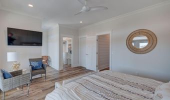 3 Sandspur Trl, Bald Head Island, NC 28461