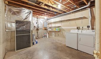8244 QUILL POINT Dr, Bowie, MD 20720