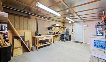 2960 Silver Creek Rd, Bullhead City, AZ 86442